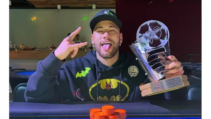 Neymar venceu o torneio organizado por ele mesmo (Foto: Reprodução instagram)