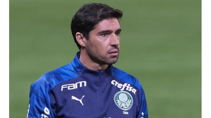 Foto: Marcello Zambrana/AGIF - Abel Ferreira pode receber proposta do Benfica.