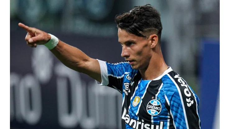 Foto: Fernando Alves/AGIF - Ferreira está valorizado no mercado.