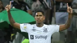 Foto: (Fernando Moreno/AGIF) - Raniel pode não ser o único atacante a ser contratado pelo Vasco