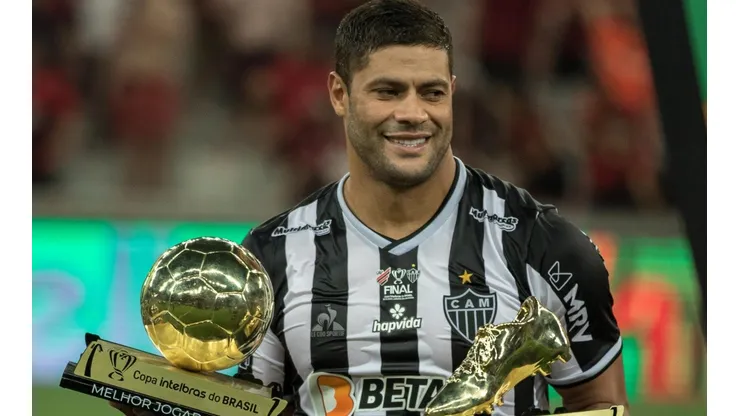 Foto: Robson Mafra/AGIF - Hulk: contrato prevê renovação automática mediante número de jogos pelo Galo em 2022