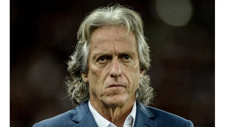 Foto: Allan Carvalho/AGIF - O técnico atualmente trabalha no Benfica de Portugual