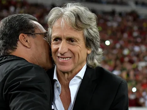 Torcida do Benfica pede para atacante dos Encarnados ir junto com o Mister ao Rubro-Negro