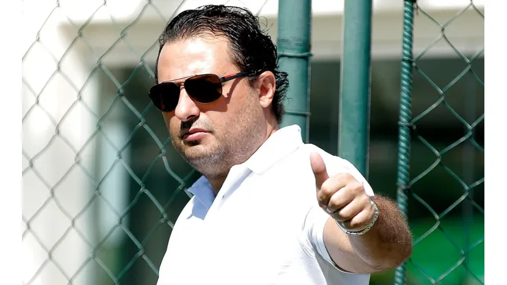 Foto: Daniel Vorley/AGIF - Mattos está livre no mercado após mudanças de planos no Cruzeiro de R9. Vasco tem chance?