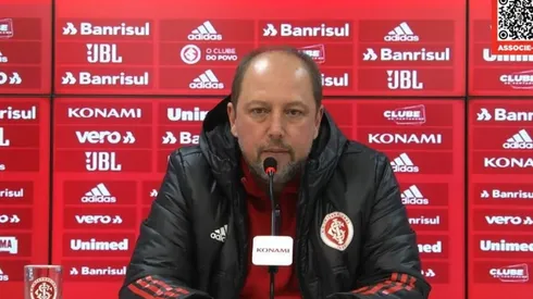 Foto: Reprodução SC Internacional/YouTube | Barcellos é 'dedurado' nos bastidores e novo técnico do Inter é exposto