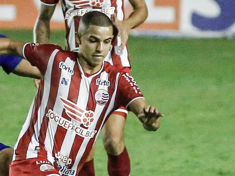 Náutico anuncia renovação com o volante Djavan para a próxima temporada