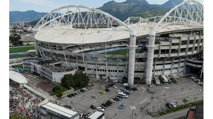 Foto: Thiago Ribeiro/AGIF | O local virou a casa do Botafogo até 2051