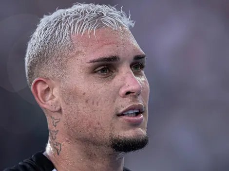 “O Palmeiras deve investir”; aponta jornalista sobre posição carente do Verdão e exalta chegada de Navarro 