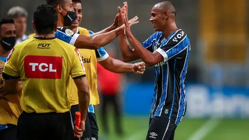 FOTO: LUCAS UEBEL / GRÊMIO - Vanderson foi negociado com Mônaco e deve ter a companhia de Jean Pyerre no futebol europeu
