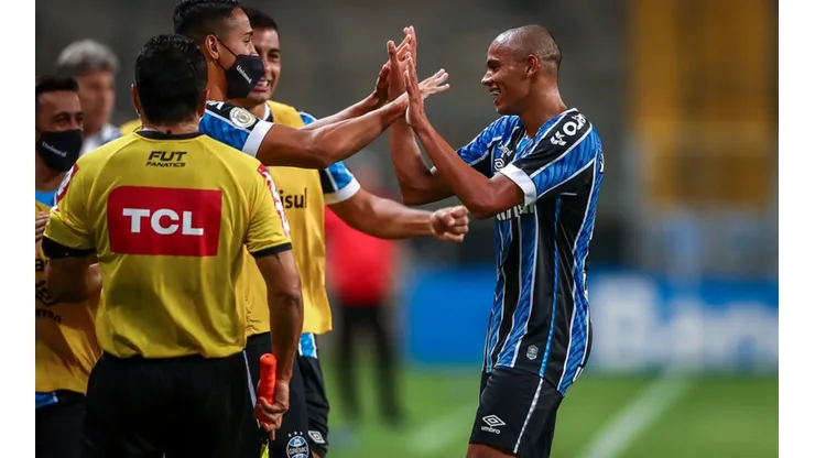 FOTO: LUCAS UEBEL / GRÊMIO - Vanderson foi negociado com Mônaco e deve ter a companhia de Jean Pyerre no futebol europeu
