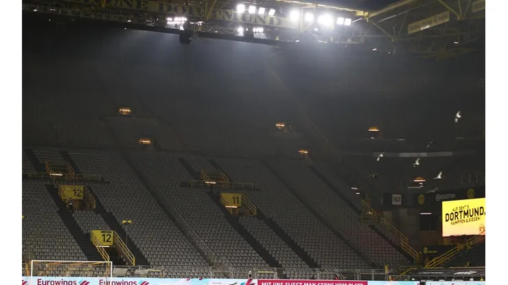 Dean Mouhtaropoulos/Getty Images - Signal Iduna Park, estádio do Borussia Dortmund