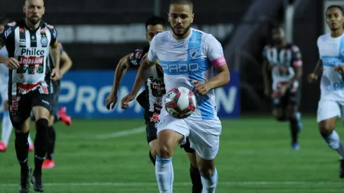 Foto: Joao Vitor Rezende Borba/AGIF - Marcondes em ação pelo Londrina