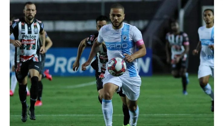 Foto: Joao Vitor Rezende Borba/AGIF - Marcondes em ação pelo Londrina