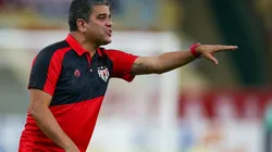 Marcelo Cabo, técnico do Atlético-GO (Foto: Getty Images)