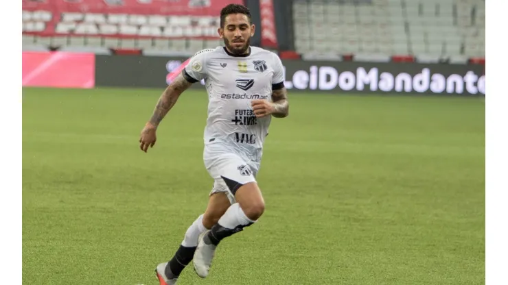 Foto: Robson Mafra/AGIF