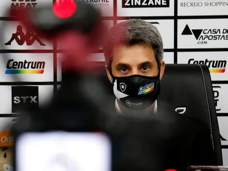 Freeland recebe indireta e defensor expõe desejo de fechar com o Botafogo