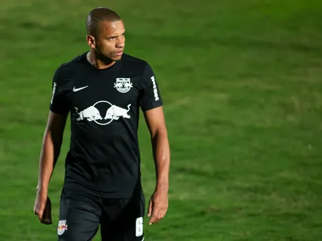 Edimar faz revelação e afirma que recusou rival para poder assinar com o Vasco; veja