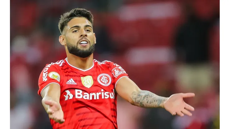 Foto: Pedro H. Tesch/AGIF - Yuri é nome desejado pelo Palmeiras para 2022