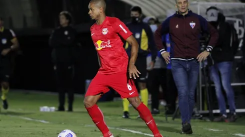 Foto: Guilherme Drovas/AGIF - O medalhão foi procurado pelo Botafogo, mas optou por fechar com o Vasco