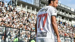 Nenê atuando em São Januário com torcida do Vasco (Foto: Thiago Ribeiro/AGIF)