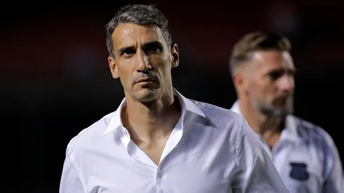 Foto: Daniel Vorley/AGIF - Vojvoda teria aprovado a contratação de Fernando Miguel, em processo de rescisão no Vasco