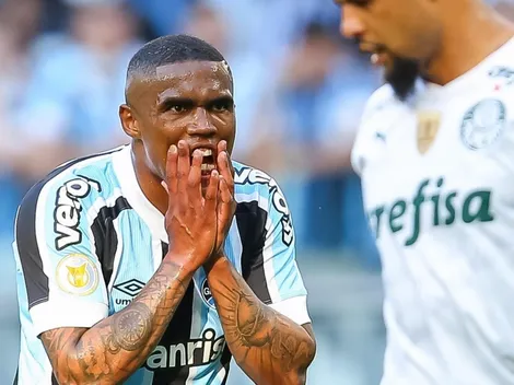 Atlético “esquece” DC e faz proposta por outro atacante do Grêmio