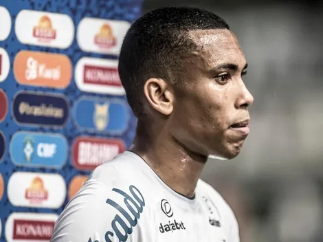Madson puxa fila e Santos coloca 2 jogadores na lista de negociáveis