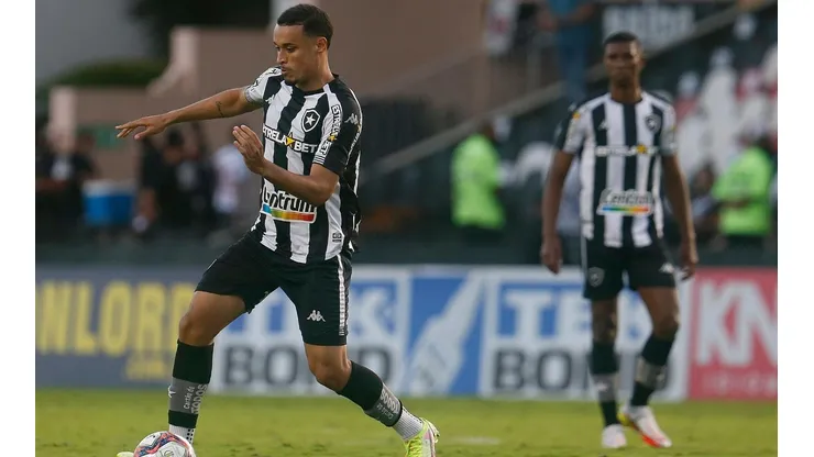 Foto: Vitor Silva/Botafogo/Divulgação - Luiz Henrique: na mira do Vasco para 2022