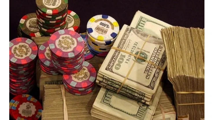 Acordos no poker, um dia vc vai ter que tomar uma decisão sobre isso (Foto: Pokerstrategy)