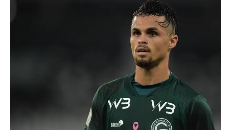 Foto: Thiago Ribeiro/AGIF | Michael foi vendido pelo Goiás ao Flamengo no inicio de 2020