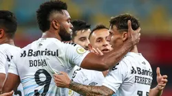 Foto: (Flickr Oficial Grêmio/Lucas Uebel/Gremio FBPA) - Chegada de Douglas Costa pode render outro atacante gremista ao São Paulo