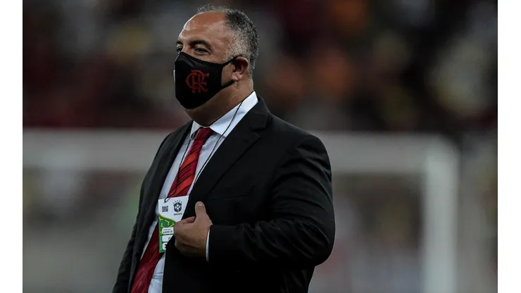 Foto: (Thiago Ribeiro/AGIF) - Marcos Braz está em Portugal na busca do novo técnico do Flamengo