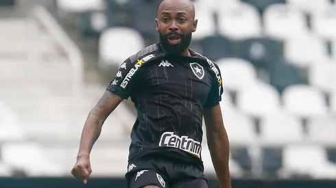 Foto: Vitor Silva/Botafogo/Divulgação - Chay: revelou estar percebendo uma chateação da torcida com a direção do Glorioso
