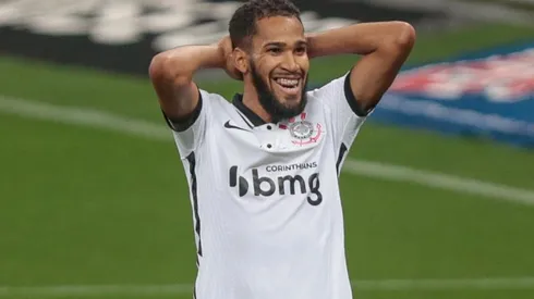 Foto: Marcello Zambrana/AGIF - Everaldo está na lista de negociáveis do Corinthians para 2022