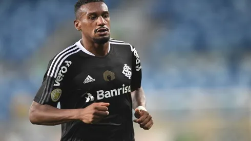 Ricardo Duarte/Divulgação Inter - Edenílson, volante do Internacional