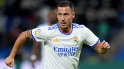 Hazard com a camisa do Real Madrid (Foto: Getty Images)