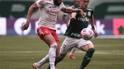 Yuri Alberto em duelo contra o Palmeiras (Foto: Ettore Chiereguini/AGIF)