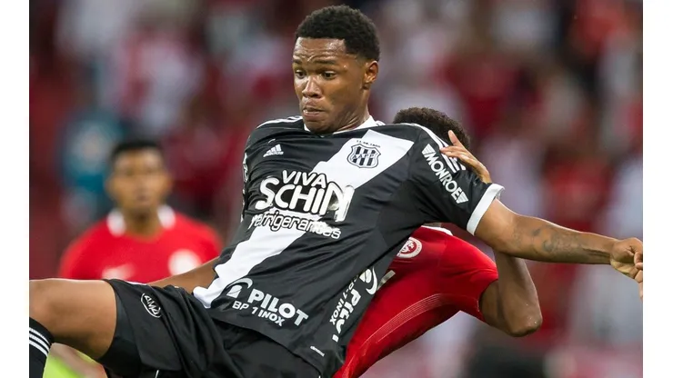 Foto: (Jeferson Guareze/AGIF) - Enquanto Matheus Jesus não chega, a Ponte Preta oficializou sua primeira contratação para 2022