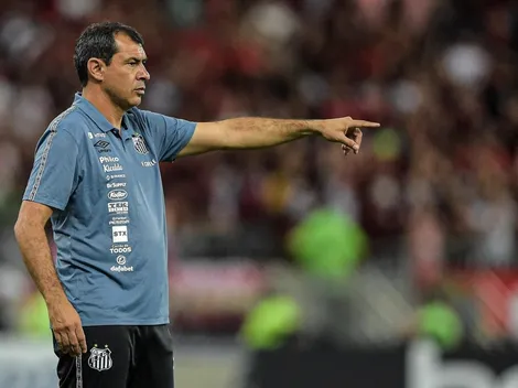 Sem espaço com Fábio Carille, defensor deve ser emprestado para outra equipe da Série A