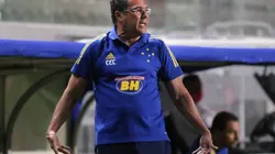 Luxa não prioriza atacante que não renovará com o Cruzeiro