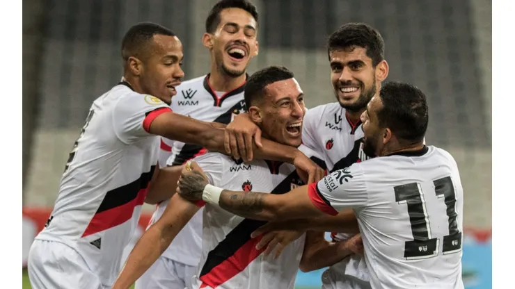 Foto: Robson Mafra/AGIF - Coxa está interessado em titular do Dragão para 2022