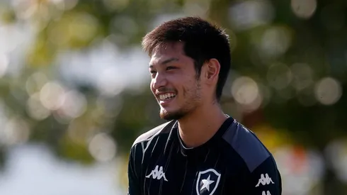 Foto: Vitor Silva/Botafogo/Divulgação - Oyama: futuro indefinido no Botafogo