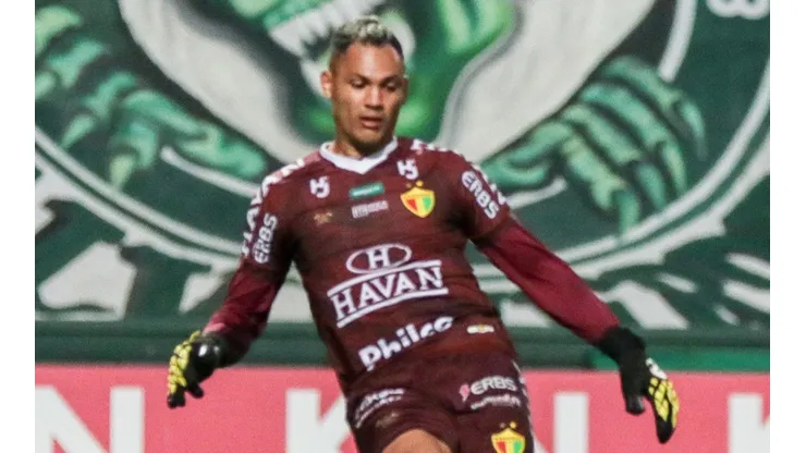 Foto: (Robson Mafra/AGIF) - Ruan Carneiro chegou ao Brusque em 2019