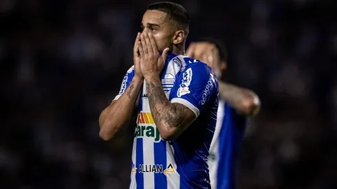 Foto: Celio Junior/AGIF - Dellatorre foi o grande artilheiro do CSA em 2021