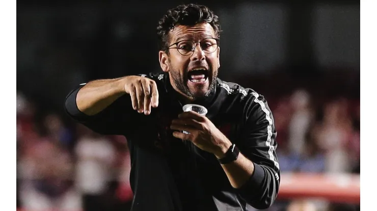 Alberto Valentim exaltou as qualidades do novo reforço do Palmeiras.