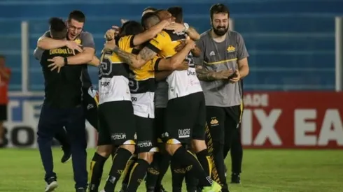 Fernando Torres/AGIF/ Criciúma anuncia a sua primeira contratação de jogador para a temporada 2022, onde disputará a Série B