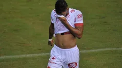 Foto: Jhony Pinho/AGIF - Pedro Júnior foi o artilheiro do Vila Nova em 2021 com 14 gols