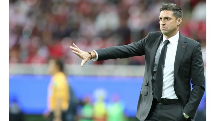 Diego Alonso desbanca Aguirre e assume a Seleção do Uruguai; treinador tem a difícil missão de classificar a Celeste para a Copa do Mundo