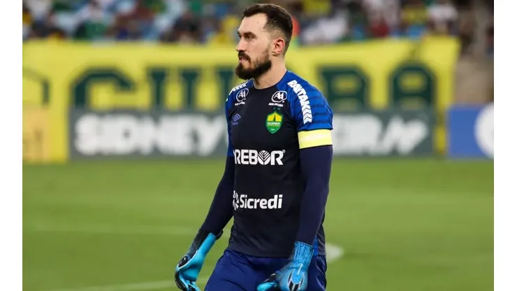 Walter deve renovar com o Cuiabá até dezembro de 2023 (Foto: AssCom Dourado)