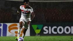 Foto: Marcello Zambrana/AGIF | Arboleda tem futuro indefinido no São Paulo